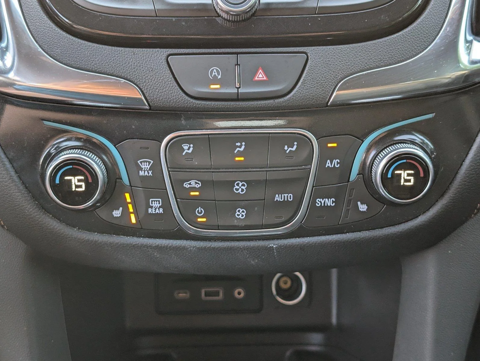 Used 2024 Sterling Gray Metallic Chevrolet Premier image 24