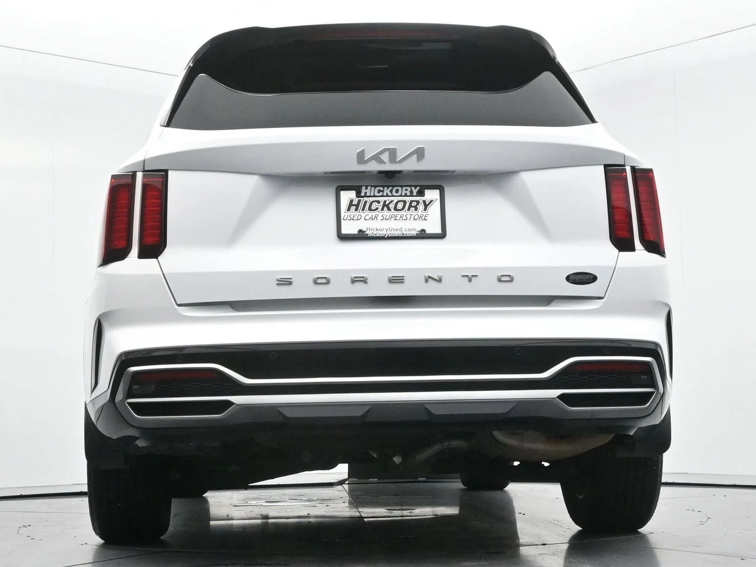 Used 2022 Glacial White Pearl Kia S image 55