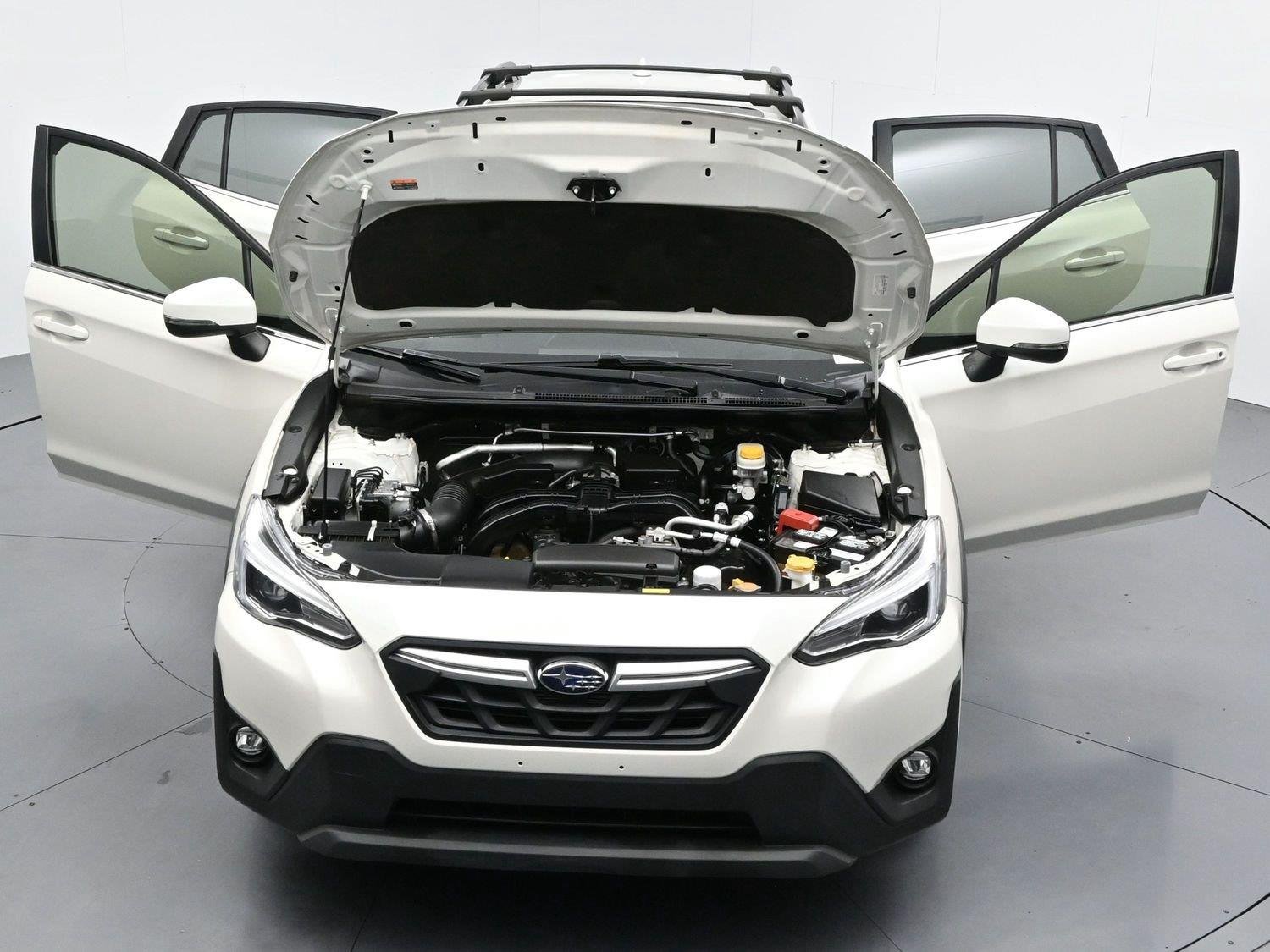Used 2022 Crystal White Pearl Subaru Limited image 41