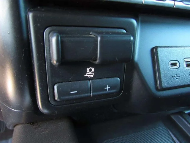 Used 2020 Pacific Blue Metallic GMC Denali image 19