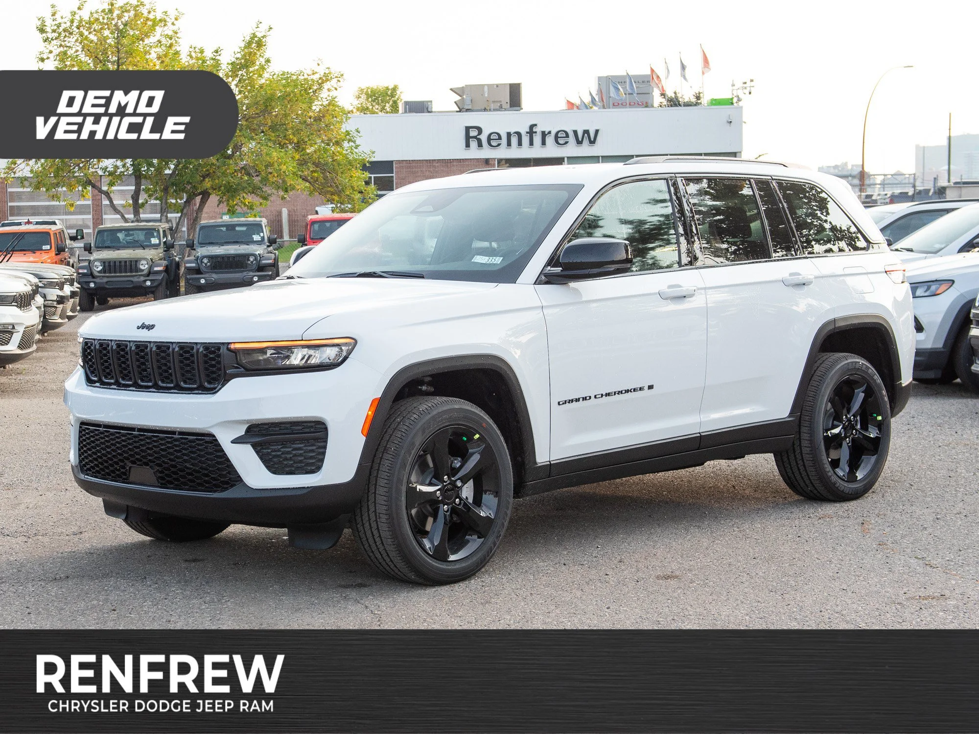 Used 2025 White Jeep Altitude* 4x4, Sunroof, Trailer Tow Pkg, Remote Start image 1
