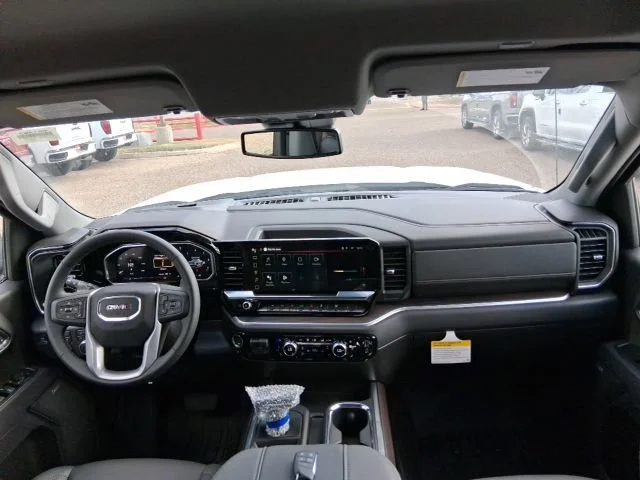 2026 GMC Sierra 1500 SLT - Photo 10