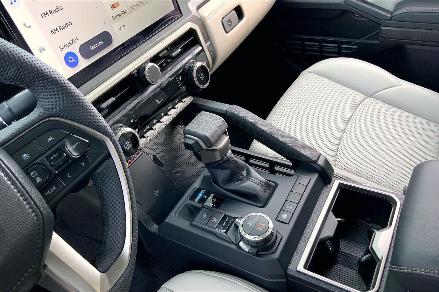 Used 2025 Wind Chill Pearl Toyota Limited Hybrid image 16