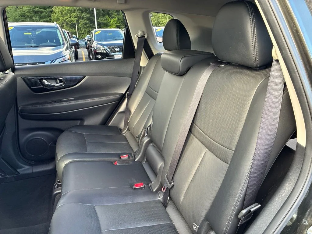 Certified Used 2017 Black Nissan SL image 25