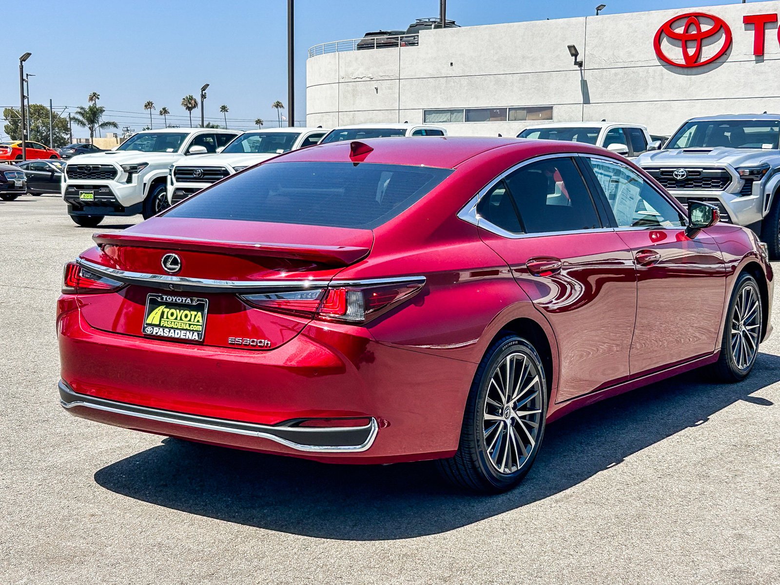 Used 2025 MATADOR RED MICA Lexus ES 300H PREMIUM image 6