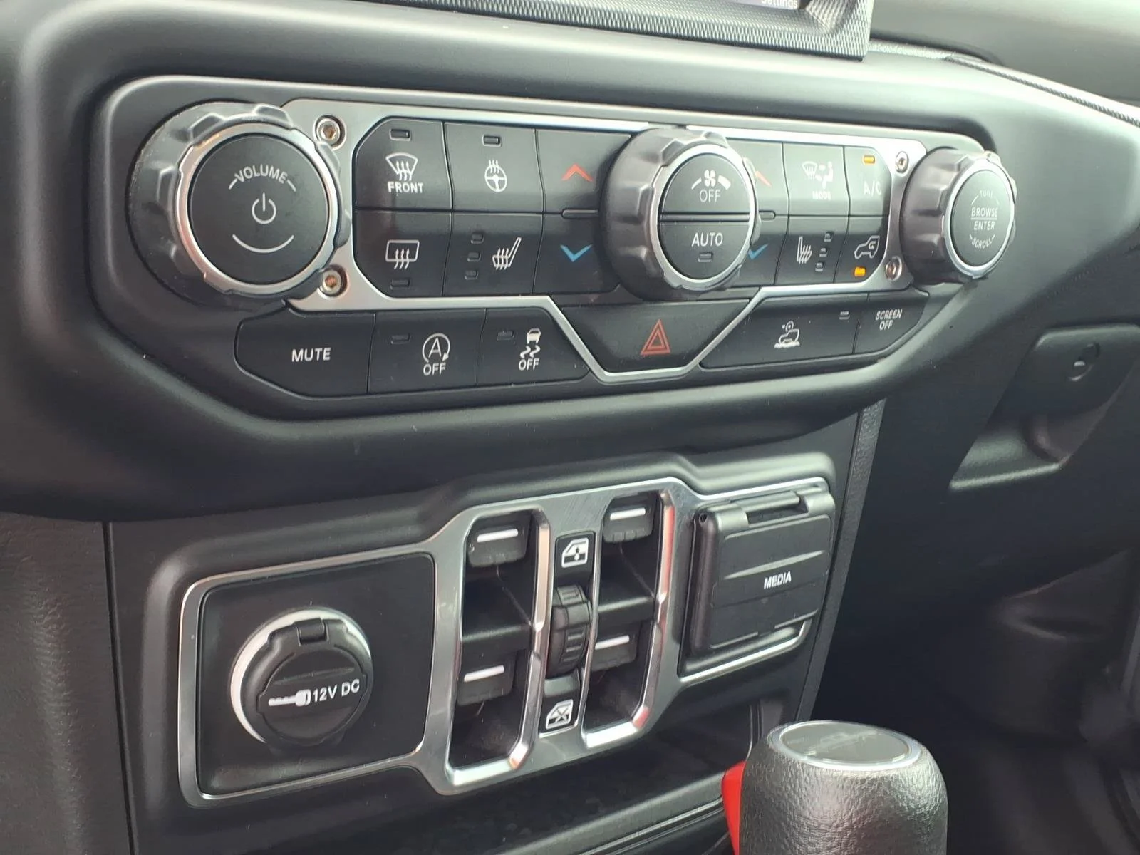 Used 2023 Sting-Gray Clearcoat Jeep Sport S image 14