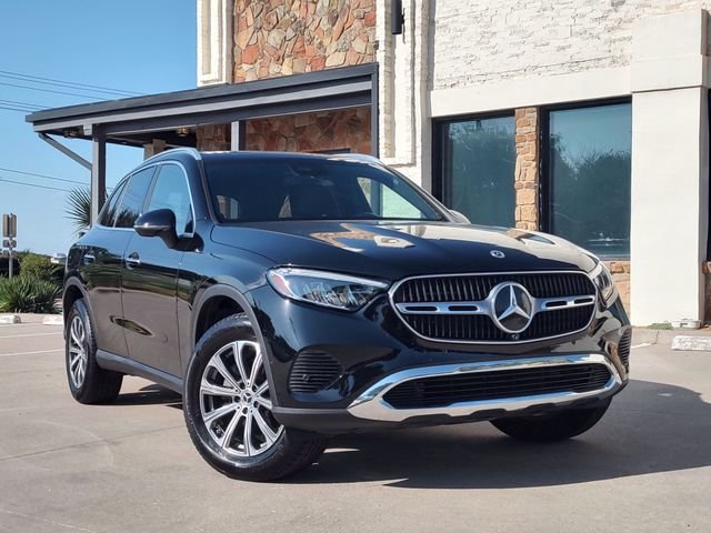 2025 Mercedes-Benz GLC