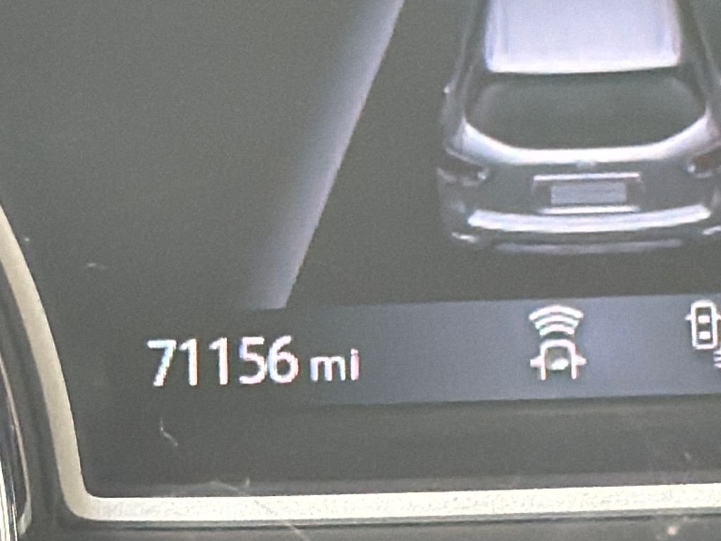 Used 2020 Silver Nissan SL image 35