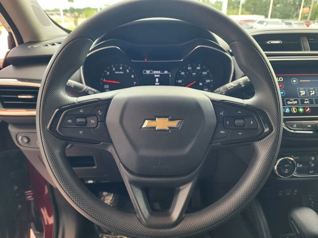 Used 2023 Red Chevrolet LT image 43