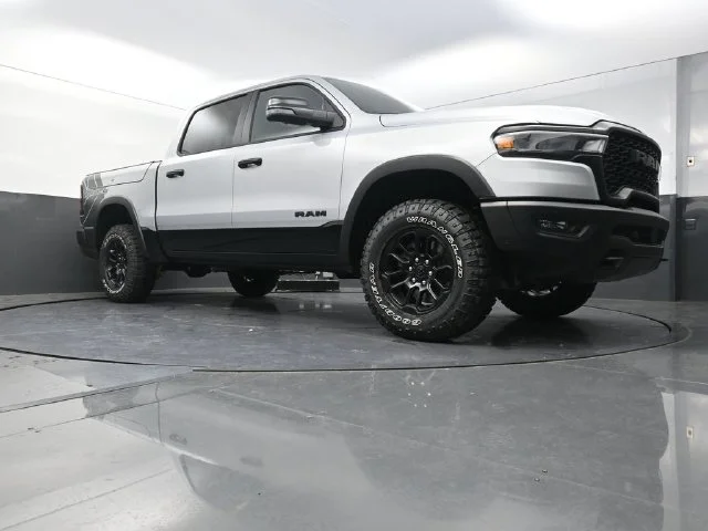 New 2026 Silver Zynith Exterior Paint RAM Rebel image 18