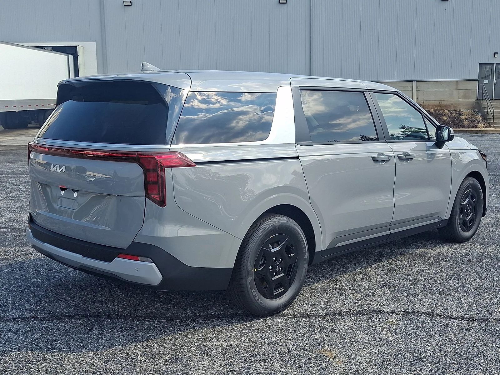 New 2027 White Kia LX image 3