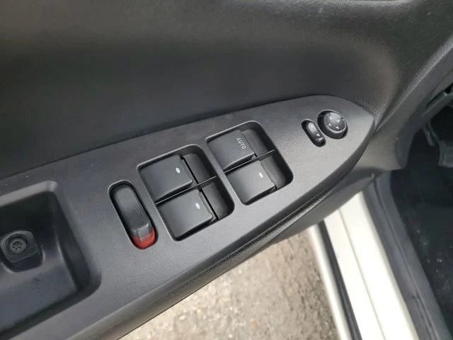 Used 2008 WHITE Chevrolet SS image 9