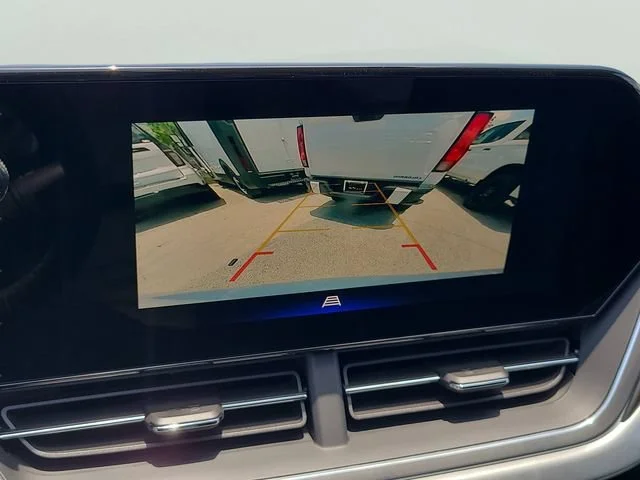New 2026 Summit White Chevrolet LT image 31