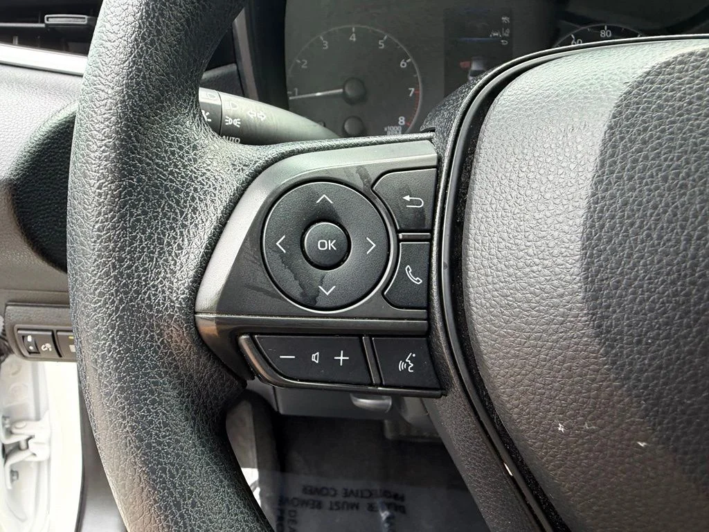 Used 2024 Ice Toyota LE image 21