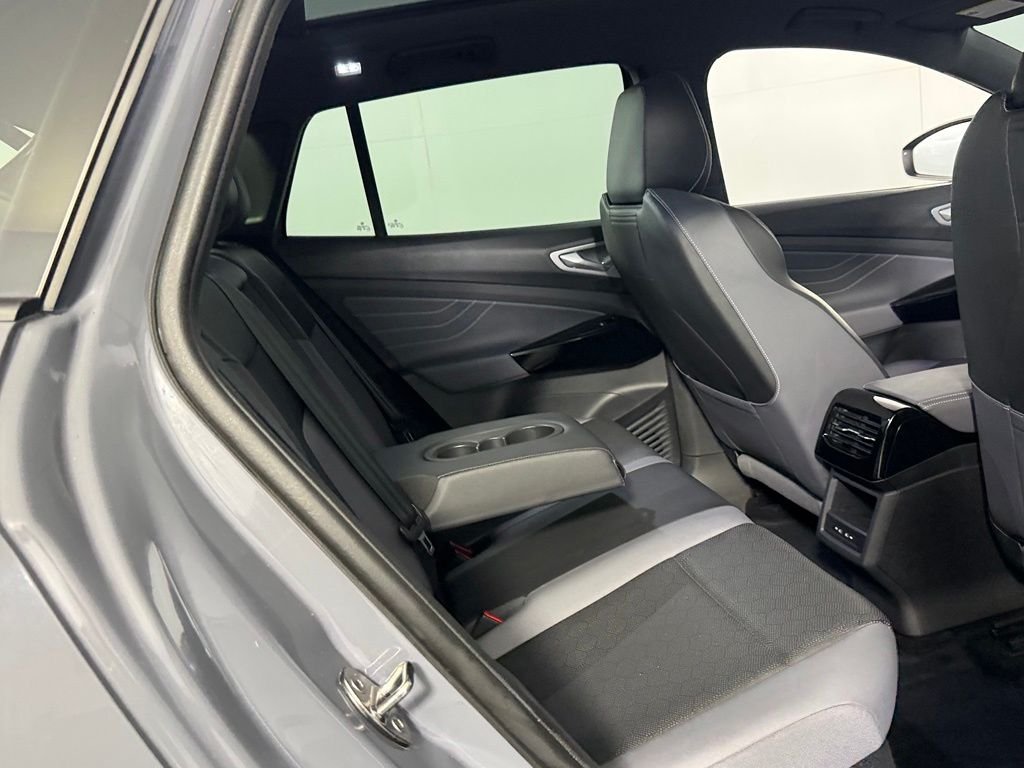 Used 2023 Gray Volkswagen Pro S image 27