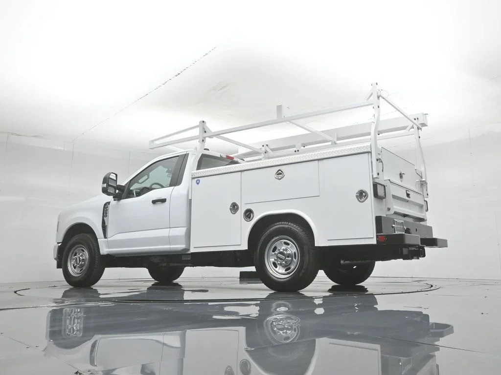 New 2026 White Ford XL image 3