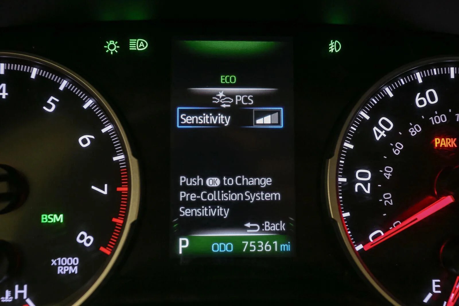 Used 2020 Magnetic Gray Metallic Toyota XLE Premium image 41