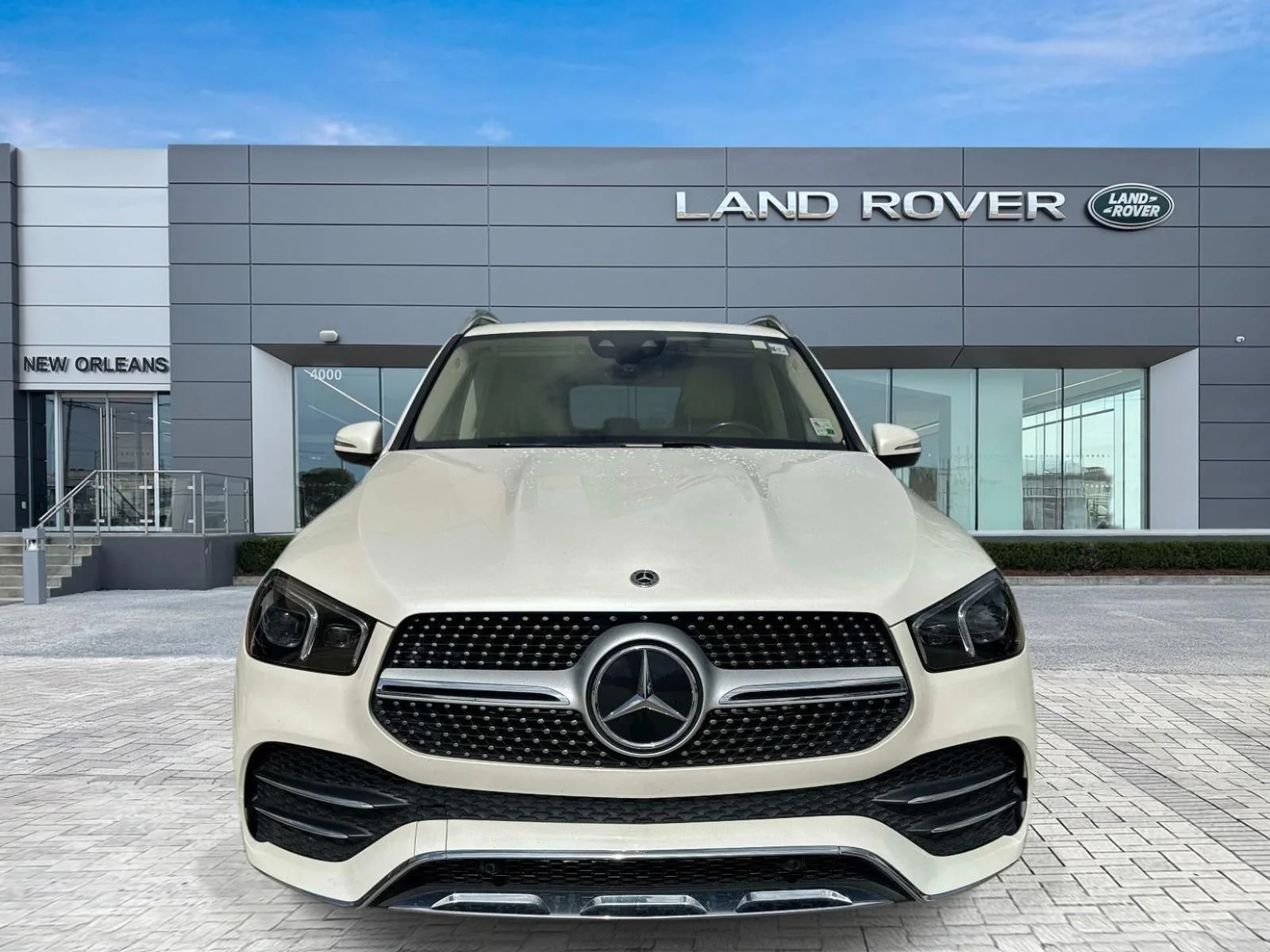 Used 2021 White Mercedes-Benz GLE 450 image 2