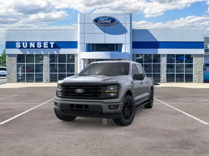 New 2026 Carbonized Gray Metallic Ford XLT image 2