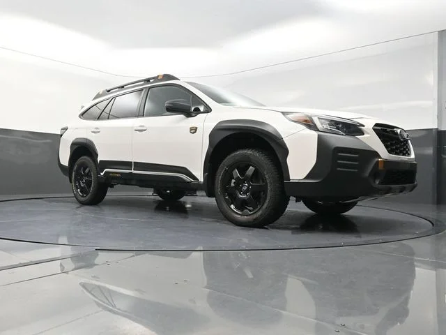 Used 2022 White Subaru Wilderness image 31