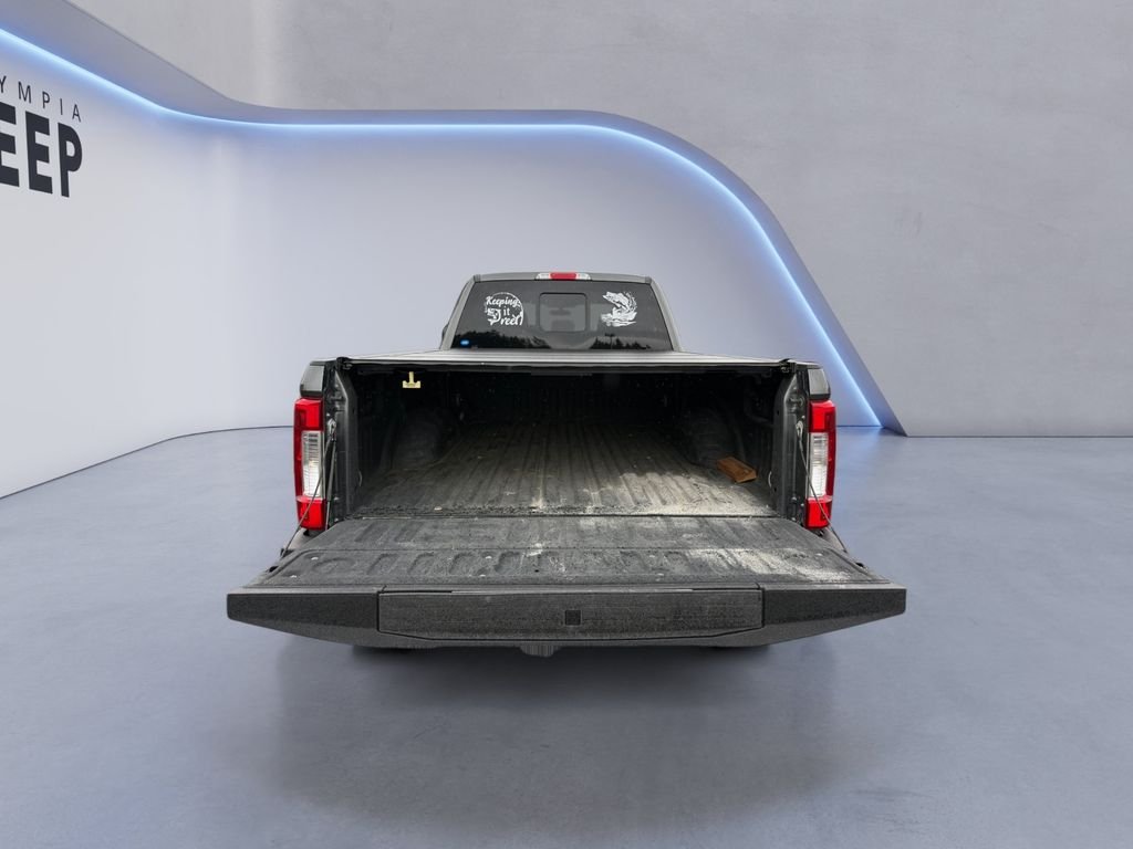 Used 2017  Ford Lariat image 20