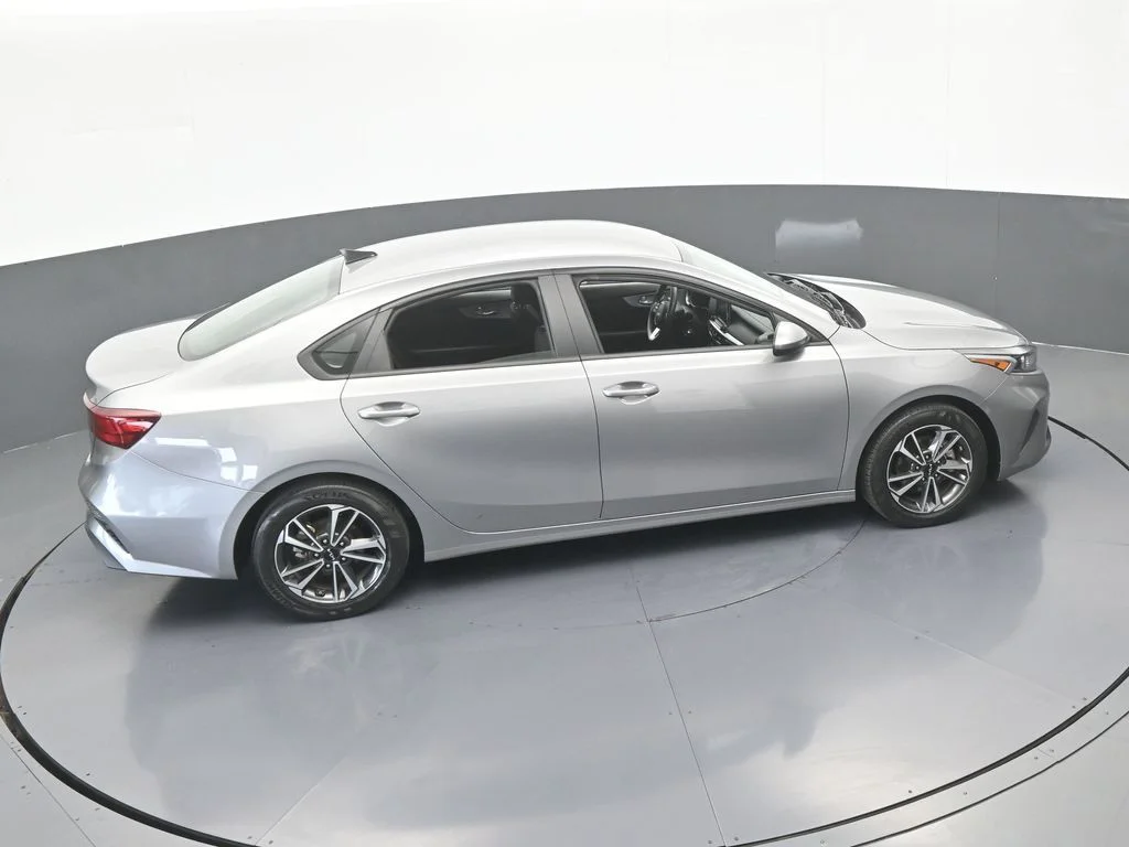 Used 2024 Steel Gray Kia LXS image 43