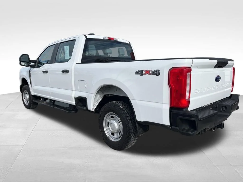 Used 2024 White Ford XL image 8
