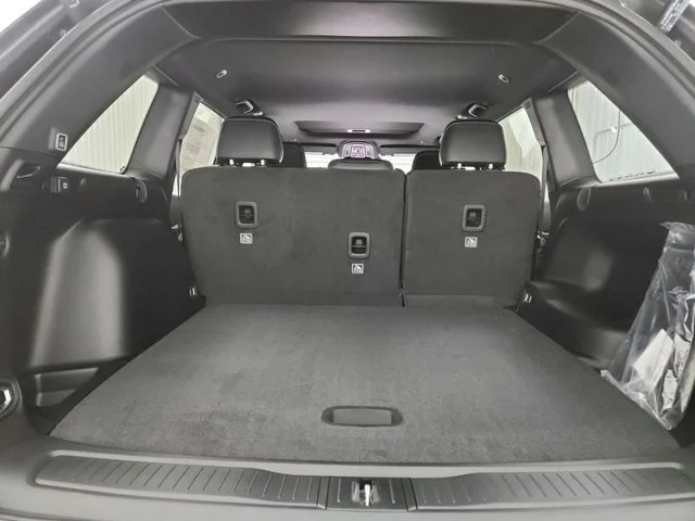 New 2026 Baltic Gray Metallic Clearcoat Jeep Altitude image 49