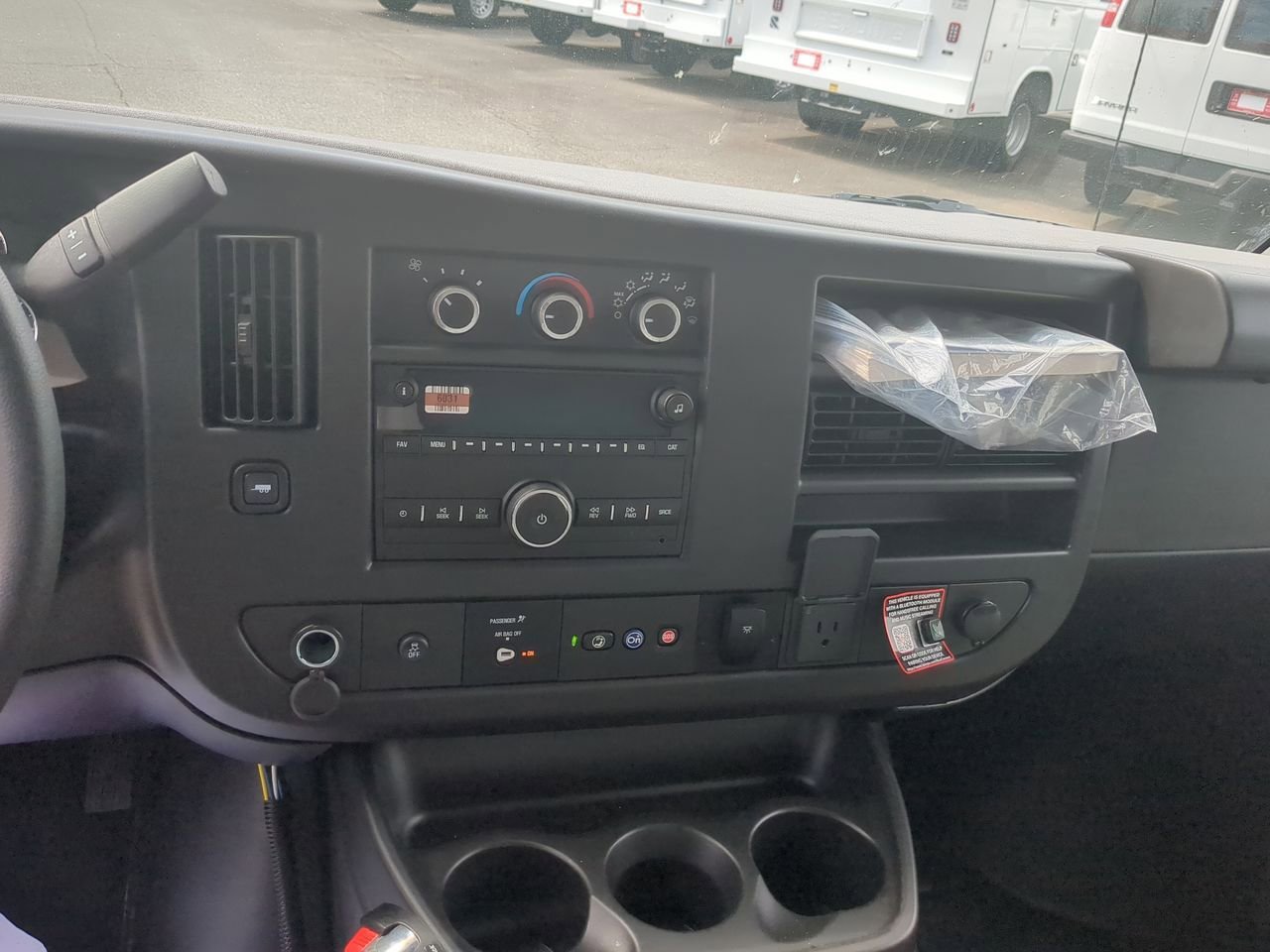 New 2025 Summit White GMC Work Truck image 18