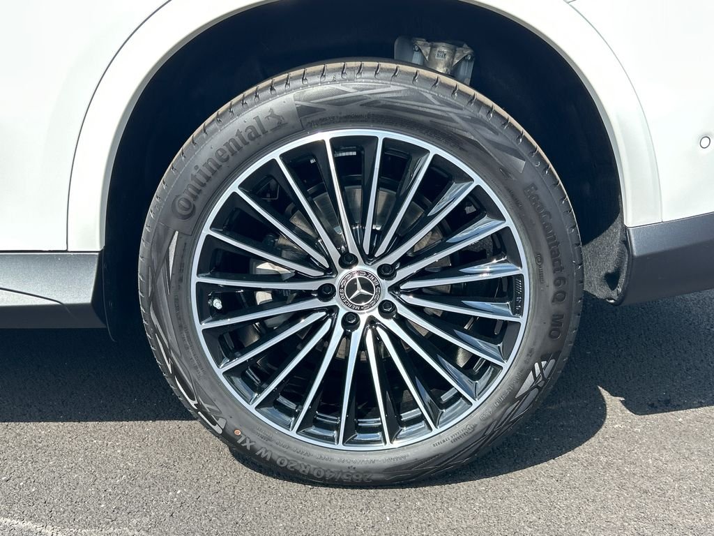 New 2026 Polar White Mercedes-Benz GLC300 image 34