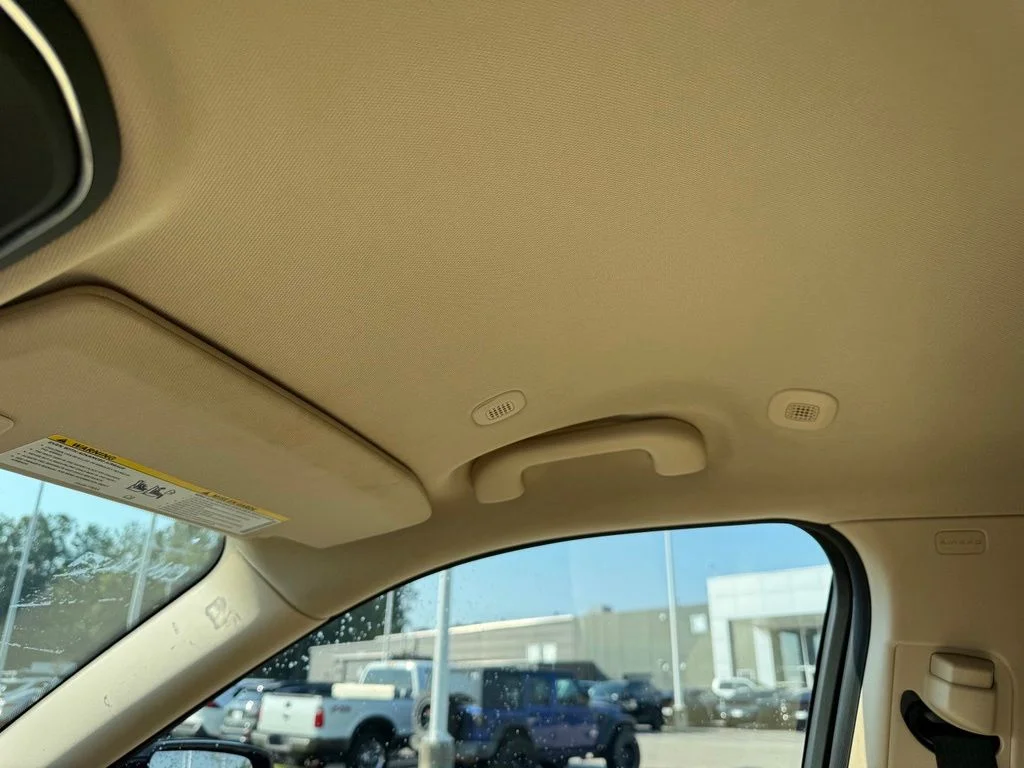 Used 2022 Red Jeep Limited image 14