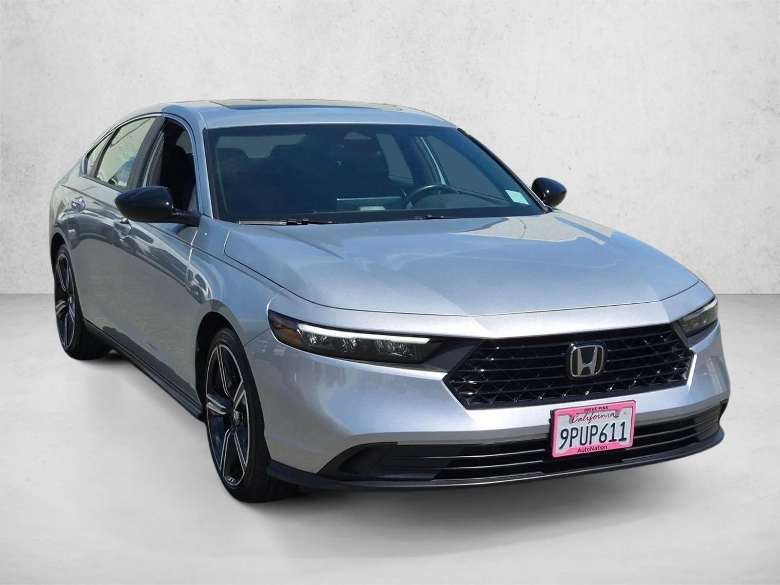 Used 2025 Solar Silver Metallic Honda Sport image 3