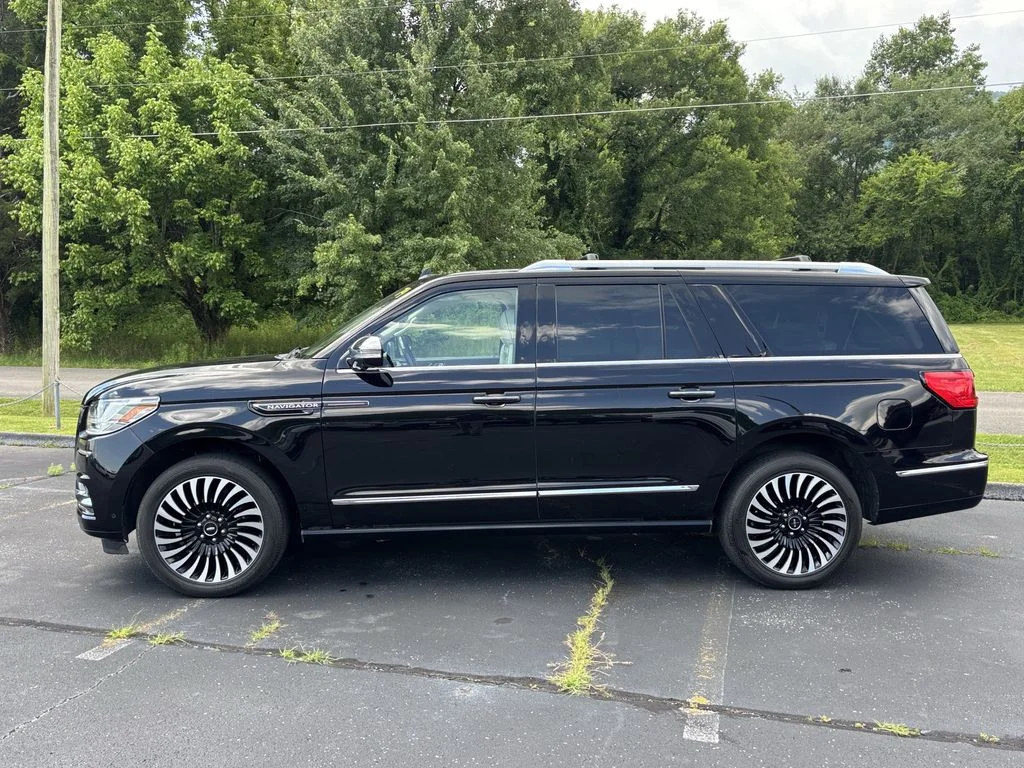 Used 2021 Black Lincoln Black Label image 6