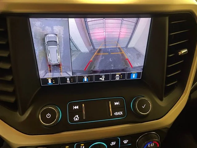 Used 2023 Green GMC Denali image 14