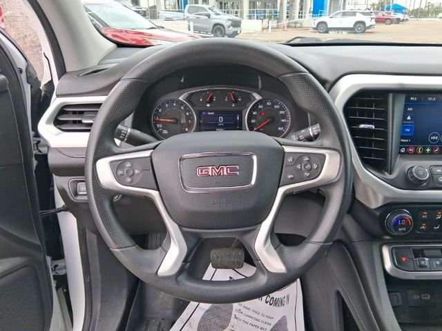 Used 2021 White GMC SLE image 9