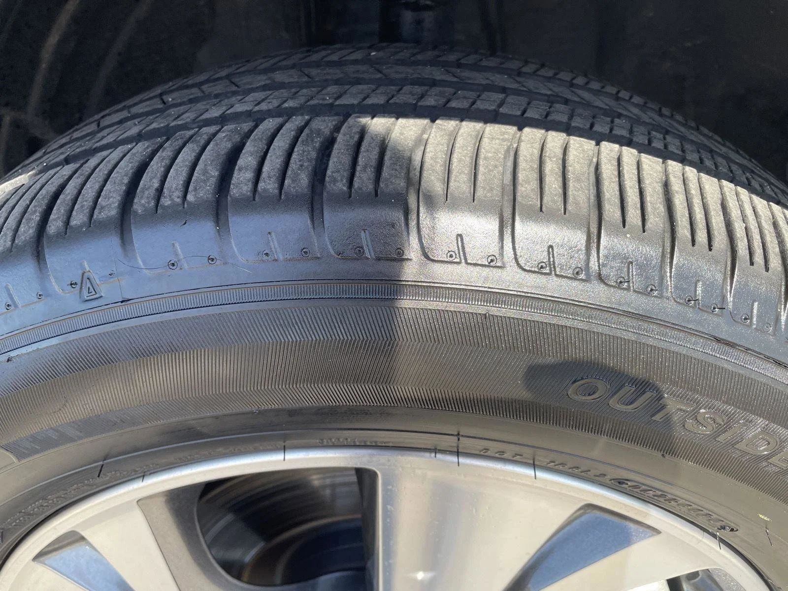 Certified Used 2025 Ice Silver Metallic Subaru Premium image 27