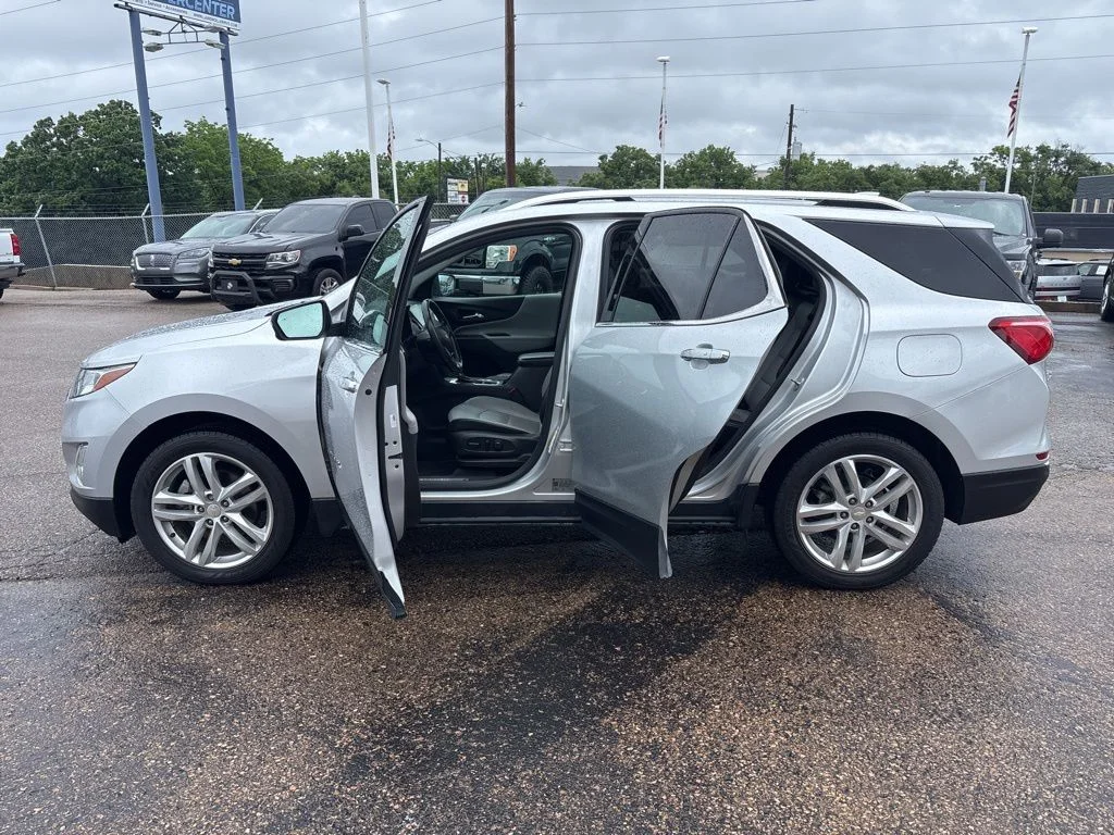 Certified Used 2019 Silver Ice Metallic Chevrolet Premier image 4