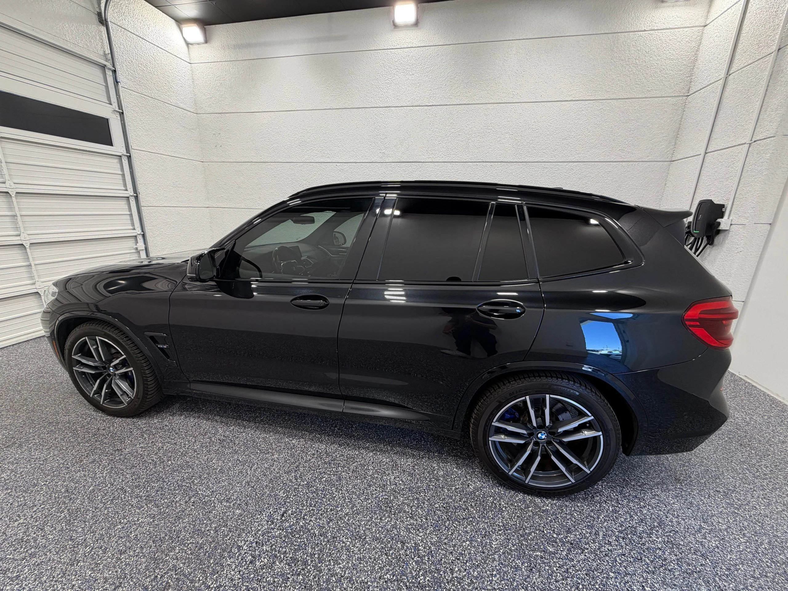 Used 2021 Black BMW M image 3