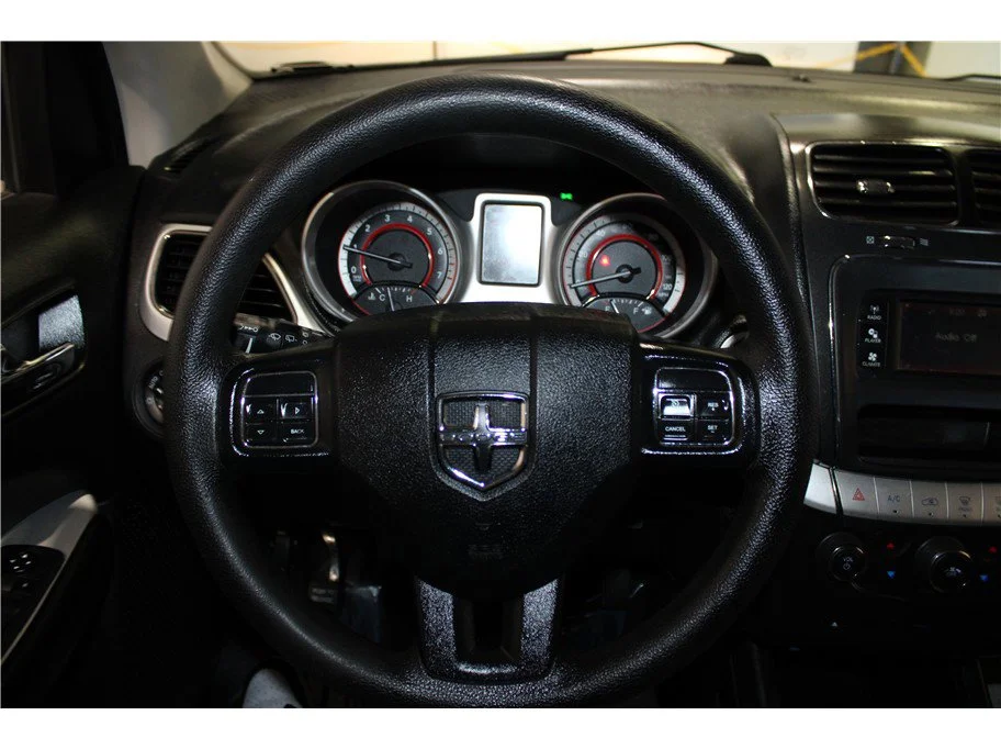 Used 2019 Pitch Black Clearcoat Dodge SE Value Pkg image 26