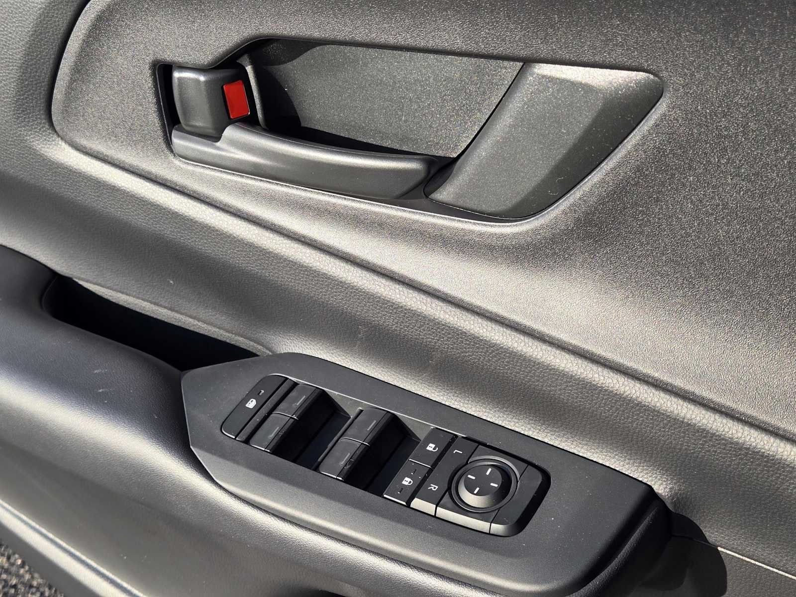New 2026 Wind Chill Pearl Toyota SE image 19