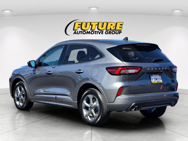 Used 2023 Gray Ford ST-Line image 6