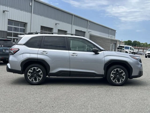 Used 2025 Silver Subaru Premium image 29
