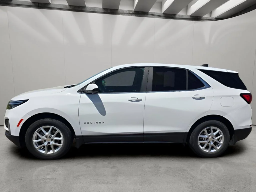 Used 2023 Summit White Chevrolet LT image 2