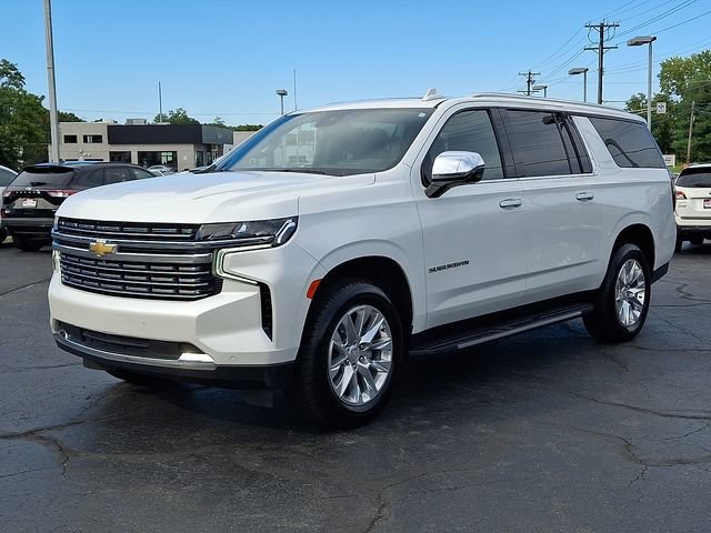 Used 2024 Iridescent Pearl Tricoat Chevrolet Premier image 4