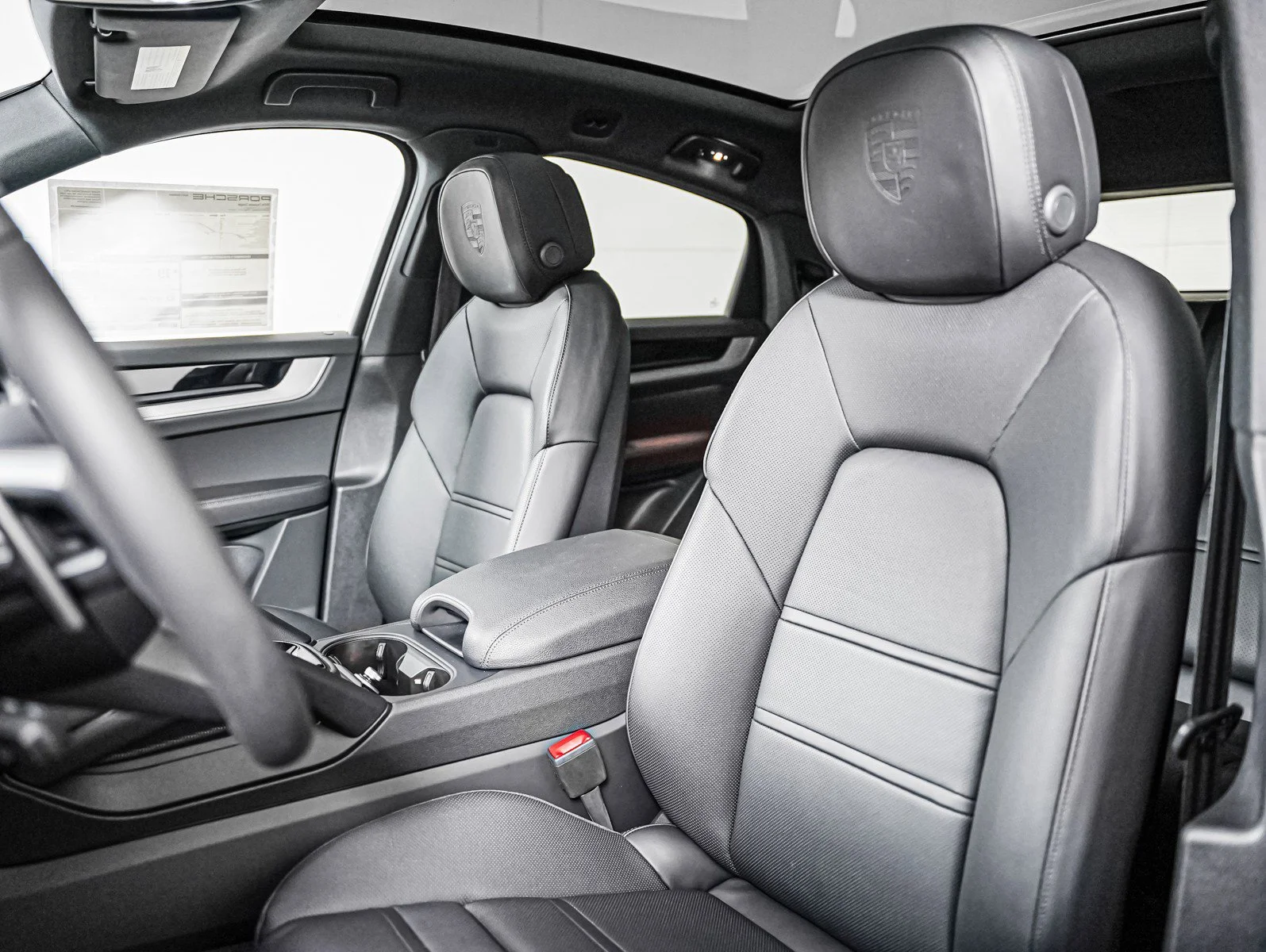 New 2026 VANADIUM GREY Porsche Coupe image 5