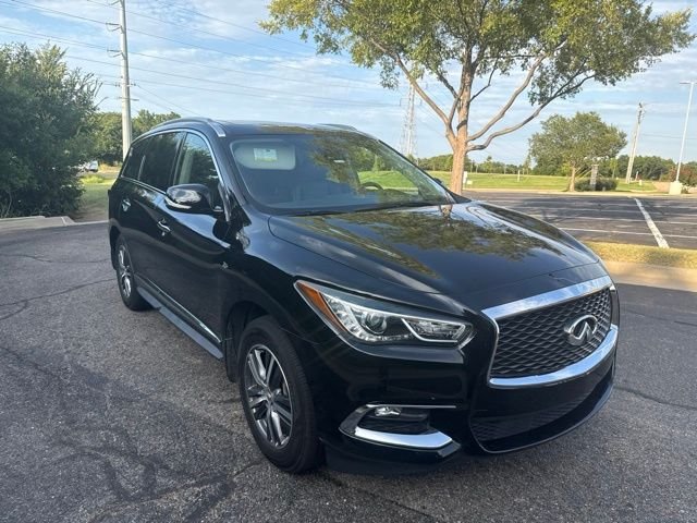 Used 2020 Black INFINITI LUXE image 3