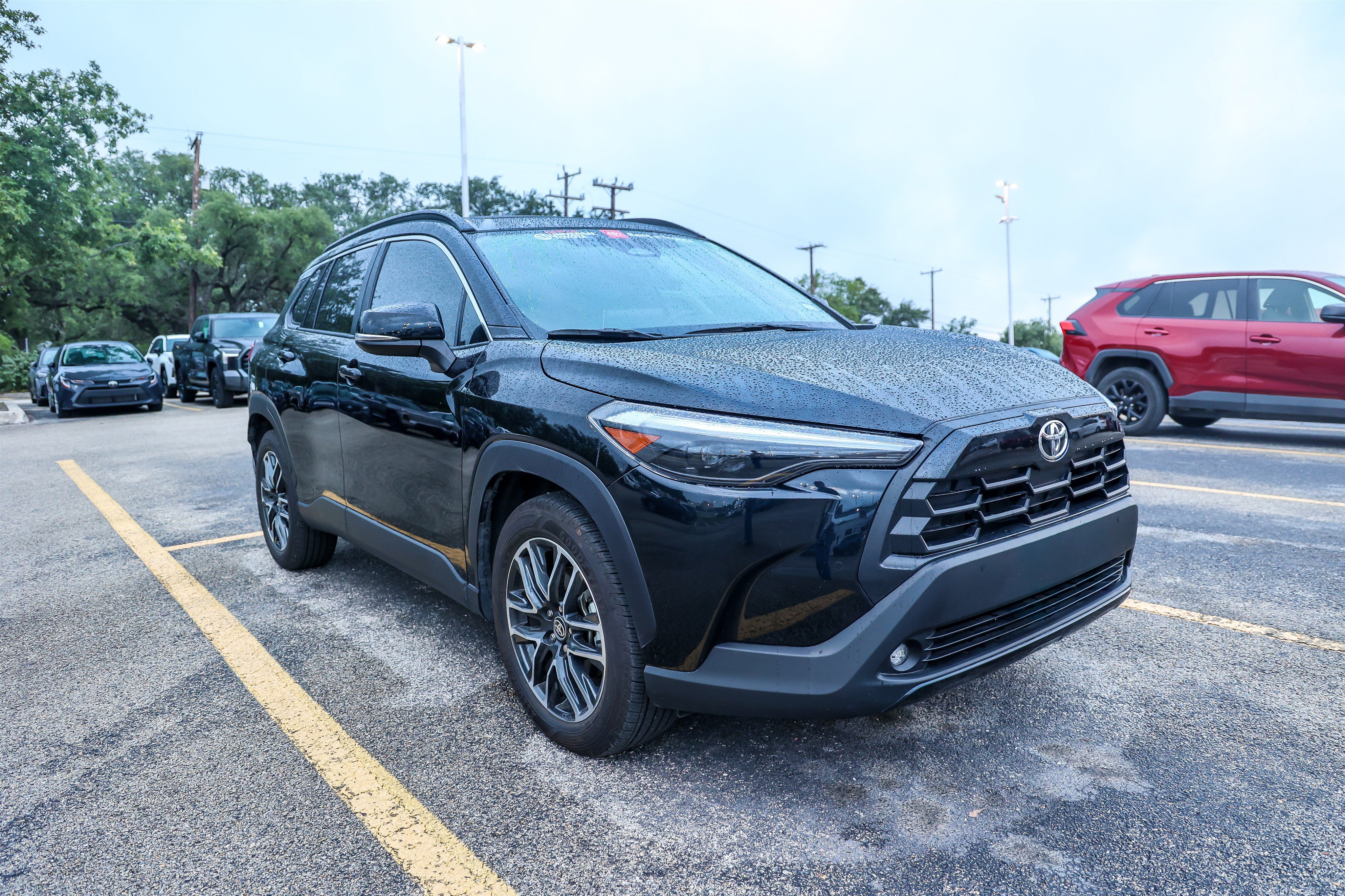 Used 2026 JET BLACK Toyota XLE image 5