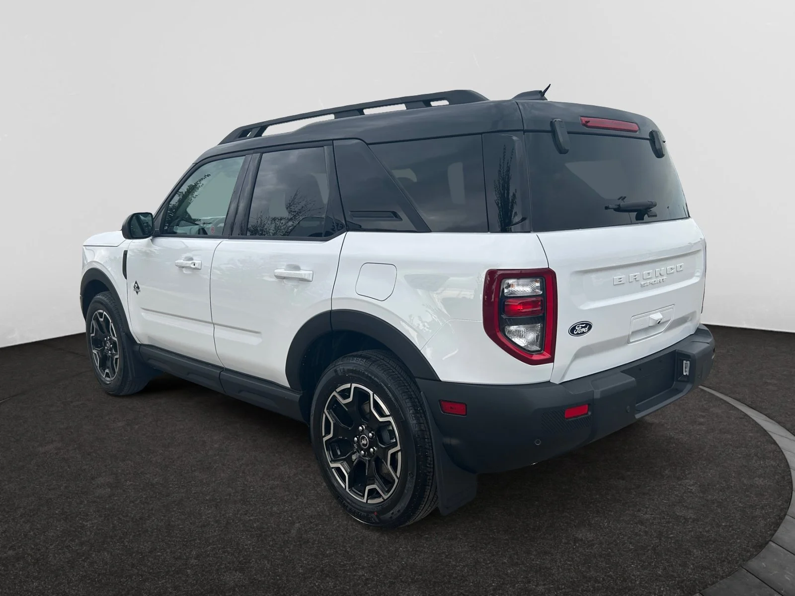 New 2026 Oxford White Ford Outer Banks image 3