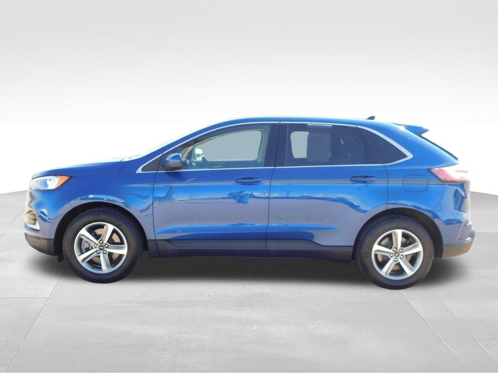 Used 2023 Blue Ford SEL image 9