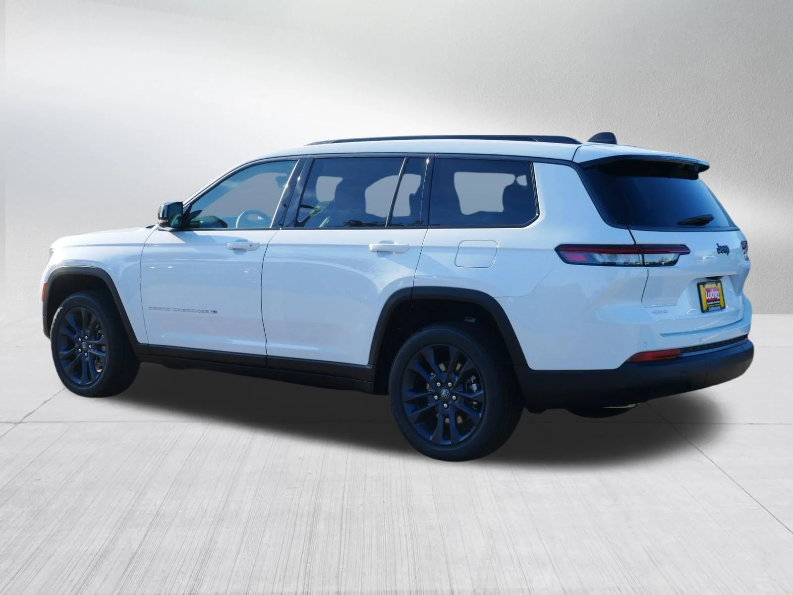 New 2026 Bright White Clear-Coat Exterior Paint Jeep 85th Anniversary Edition image 5